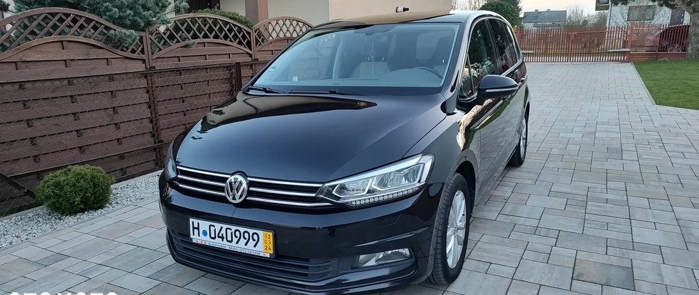 Volkswagen Touran cena 58500 przebieg: 226000, rok produkcji 2015 z Końskie małe 379